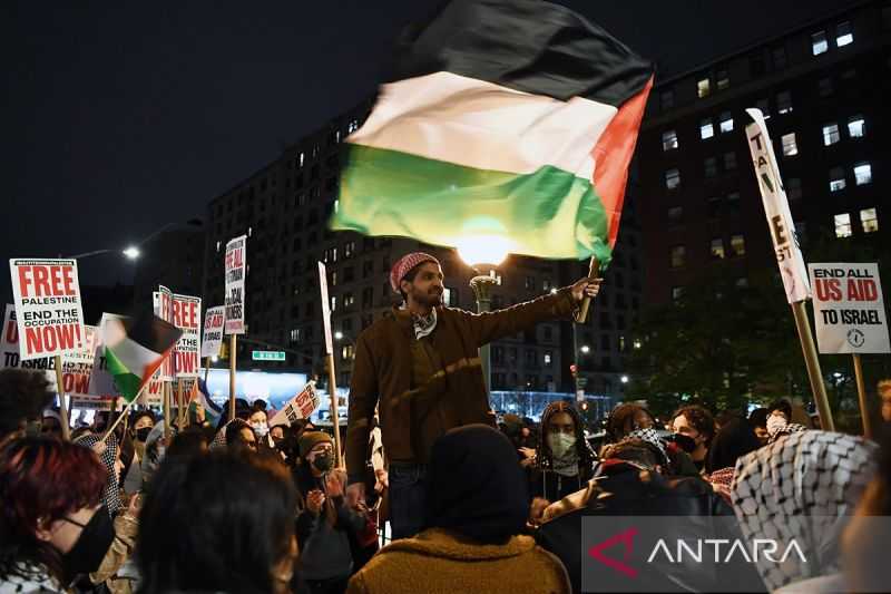 Mengagetkan, Ratusan Demonstran Ditangkap Polisi New York