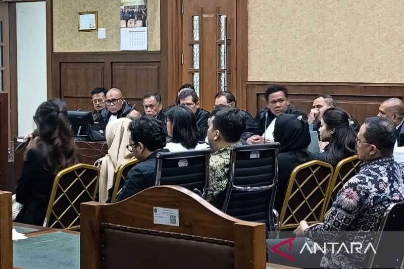 Mengagetkan, SYL Pakai Uang Kementan Kirim Karangan Bunga dan Kue untuk Pedangdut Nayunda