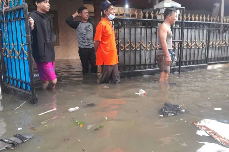 Mengagetkan, Ternyata Ini yang Jadi Penyebab Banjir di Kali Induk Kramat Jati