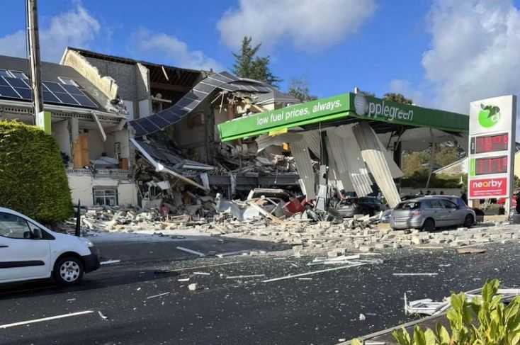 Mengejutkan! Ledakan Besar Luluh Lantakkan SPBU di Irlandia, 10 Orang Tewas
