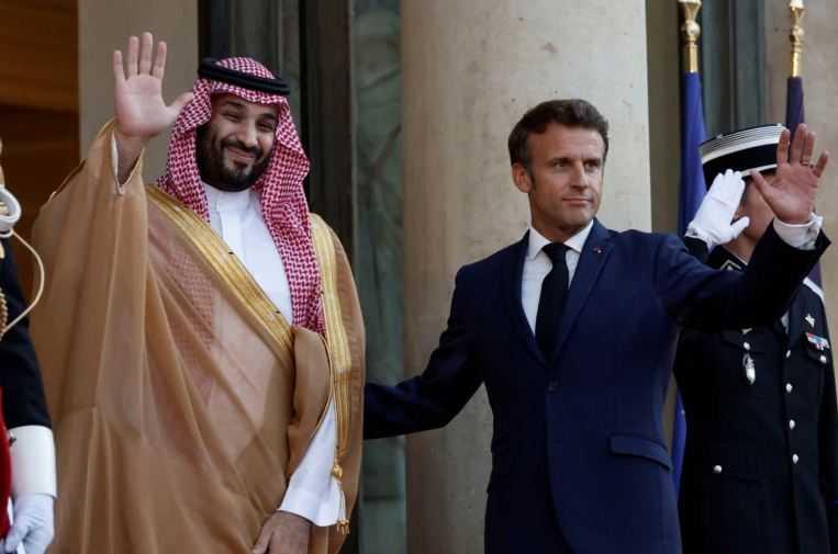 Mengejutkan! Putra Mahkota Arab Saudi MBS Digugat Kelompok HAM Prancis Saat Bertemu Presiden Macron
