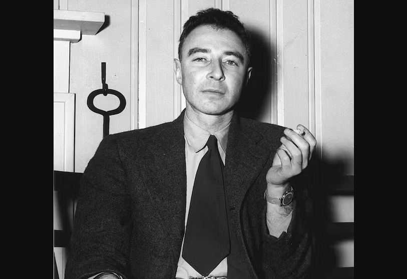 Mengenal Robert Oppenheimer Si Jenius Penemu Bom Atom