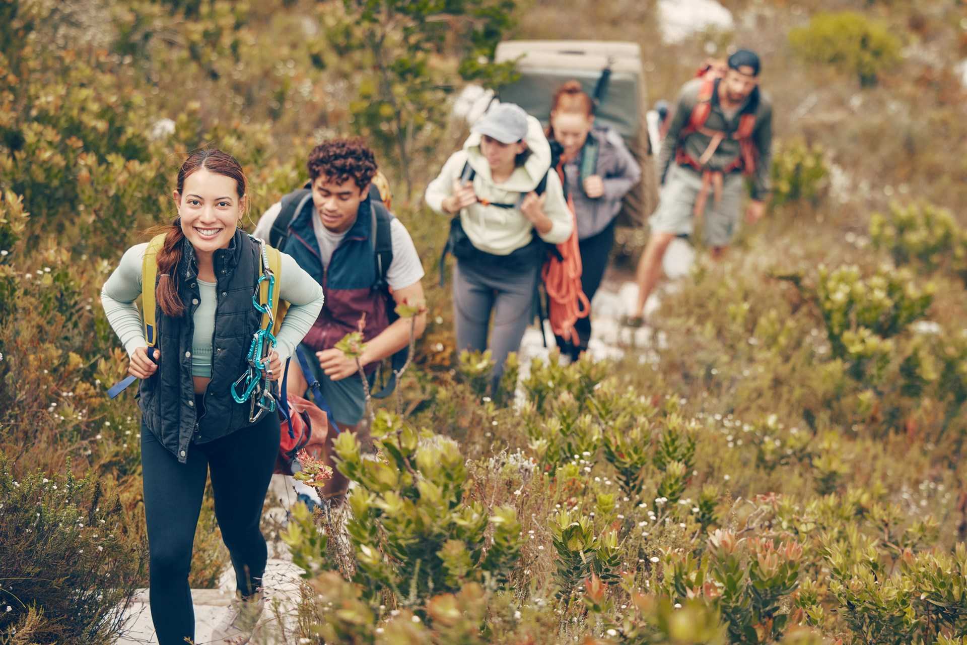 Mengenal Soft Hiking, Tren Olahraga Seru yang Populer di TikTok
