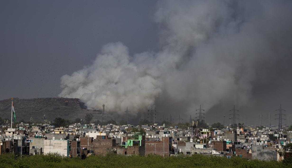 Mengerikan! Kebakaran Gunung Sampah Terbesar di Asia, Satu Kota Keracunan, Warga Mengeluh Seperti Hidup di Neraka!