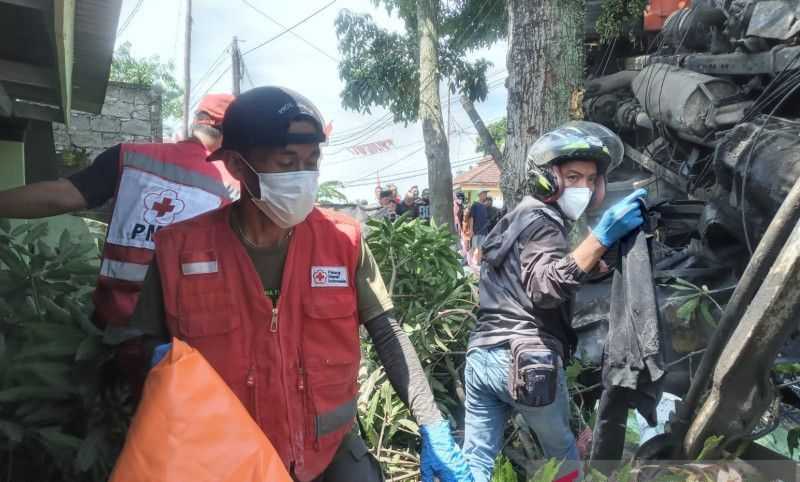 Mengerikan, Kecelakaan Maut di Jalur Tengkorak Sukabumi-Cianjur Tewaskan Lima Orang
