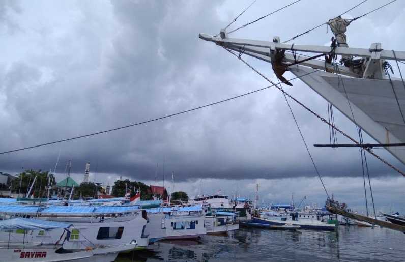 Mengharukan, KMP Bontoharu yang Hilang Kontak Itu Ditemukan dan 298 Penumpangnya Selamat