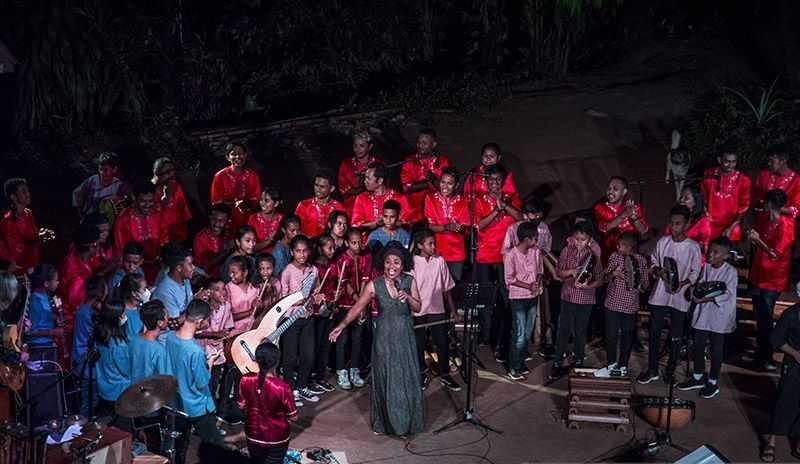 Menikmati Konser Musik di Dusun Terpencil di Ambon