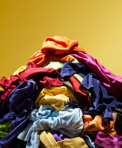 Menilik Fenomena Baju Bekas atau Thrifting yang Menjadi Gaya Hidup Masa Kini. Seperti Apa Fenomenanya