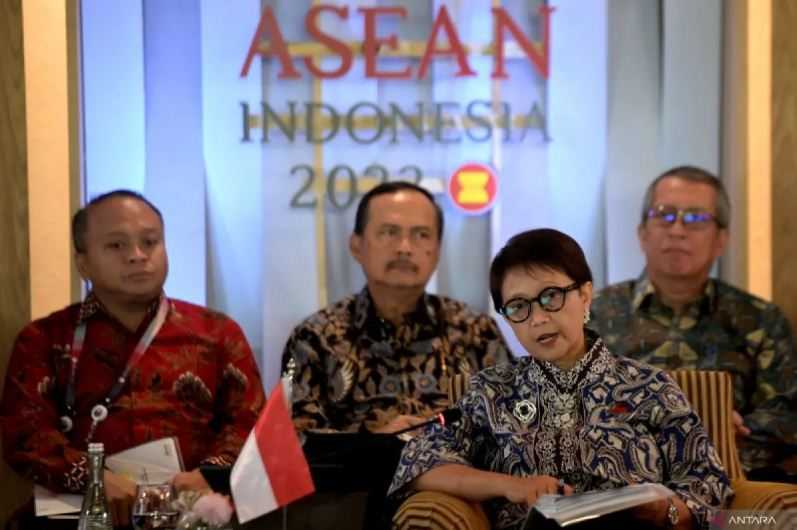 Menlu Retno Akan Hadiri Pertemuan Menlu Tingkat ASEAN