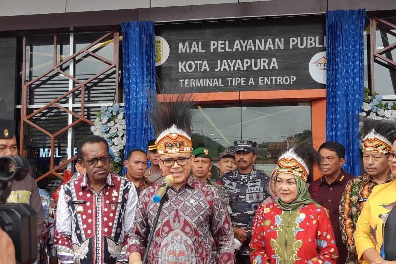 Menpan RB Resmikan Mal Pelayanan Publik di Kota Jayapura