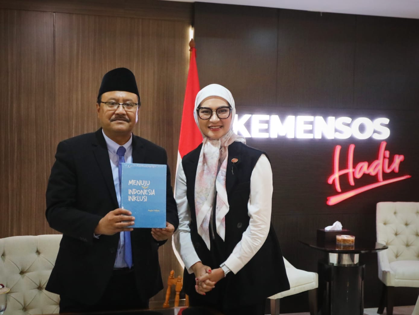 Mensos dan Stafsus Presiden Bahas Upaya Indonesia Ramah Disabilitas