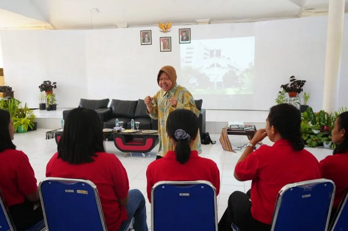 Mensos Risma Edukasi Calon Pekerja Migran agar Tidak Jadi Korban TPPO