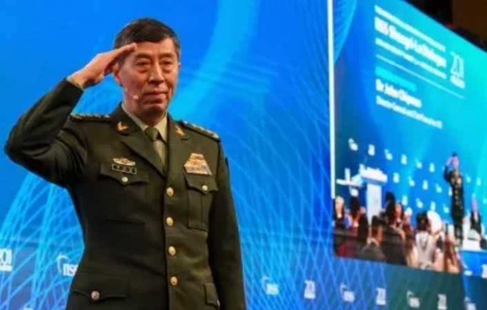 Menteri Pertahanan Tiongkok Bergabung dalam Daftar Pejabat Senior yang Hilang