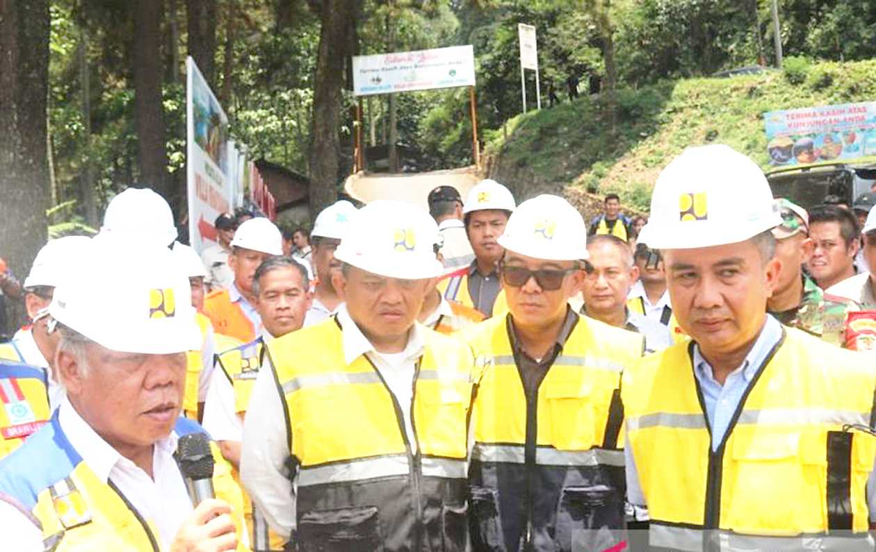 Menteri PUPR Tinjau Pembangunan Jalan Bogor
