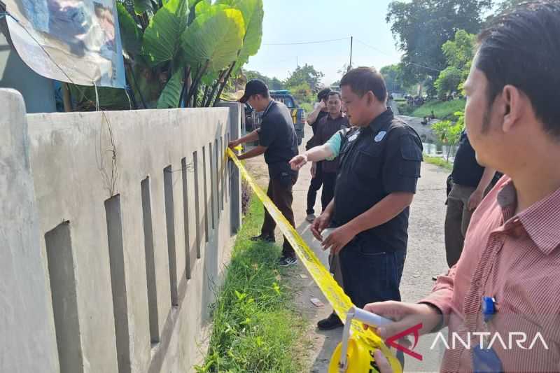 Meresahkan Warga, Satpol PP Karawang Segel Warung Remang-remang Tempat Prostitusi