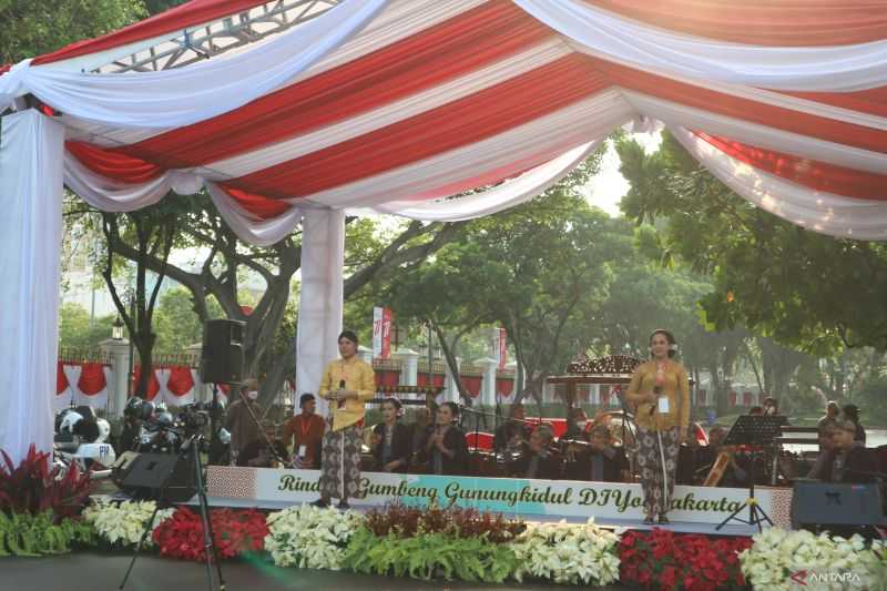 Meriah, Pertunjukan Seni Sambut Perayaan HUT RI di Istana Merdeka