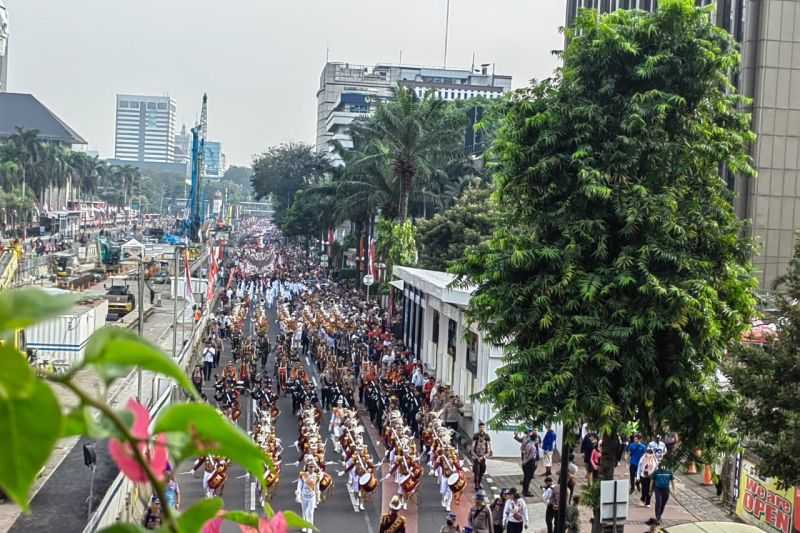 Meriah, Puluhan Ribu Warga dari Berbagai Latar Belakang Agama dan Budaya Gelar Kirab Merah Putih