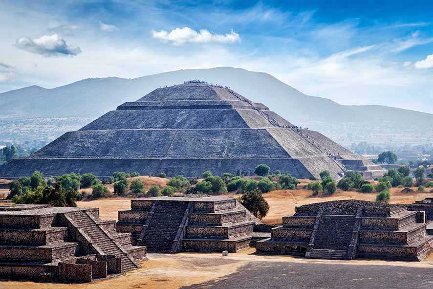 Misteri Batu Matahari Aztec, Antara Kalender dan Altar Pengorbanan
