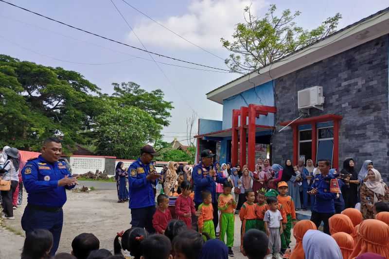 Mitigasi Kebakaran untuk Edukasi Anak Usia Dini Dilakukan Damkarmat Lampung Selatan