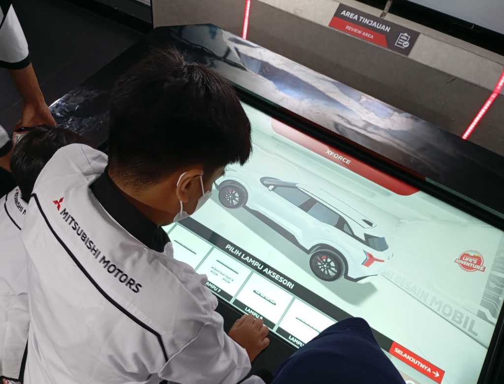 MMKSI Kembangkan Perangkat Lunak Terbaru Untuk Mitsubishi Motors Car Design Center di KidZanla Jakarta