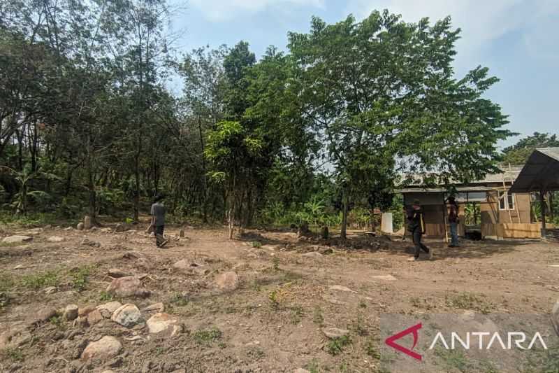 Modus Penipuan, Budayawan Temukan Puluhan Makam Keramat Palsu di Palabuhanratu