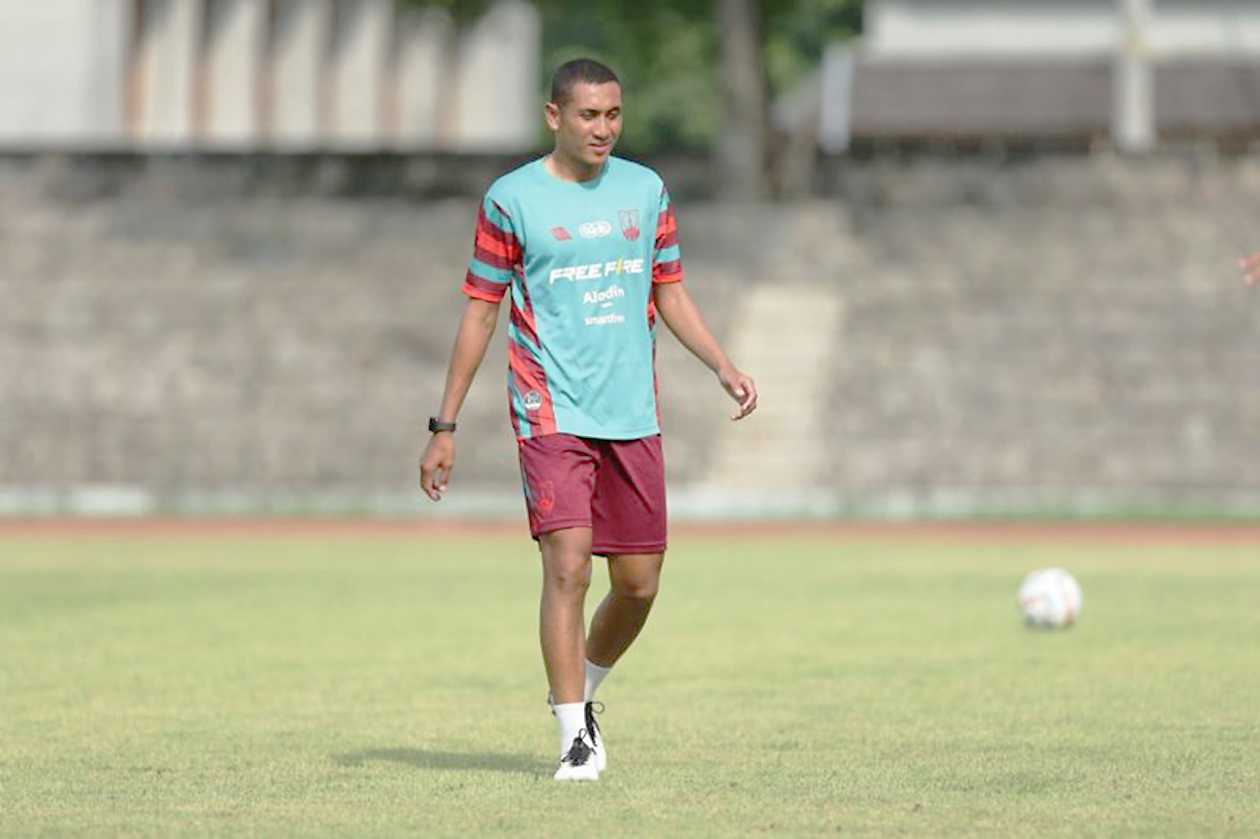 Mokhamad Syaifuddin Gabung Persis Jadi Asisten Pelatih