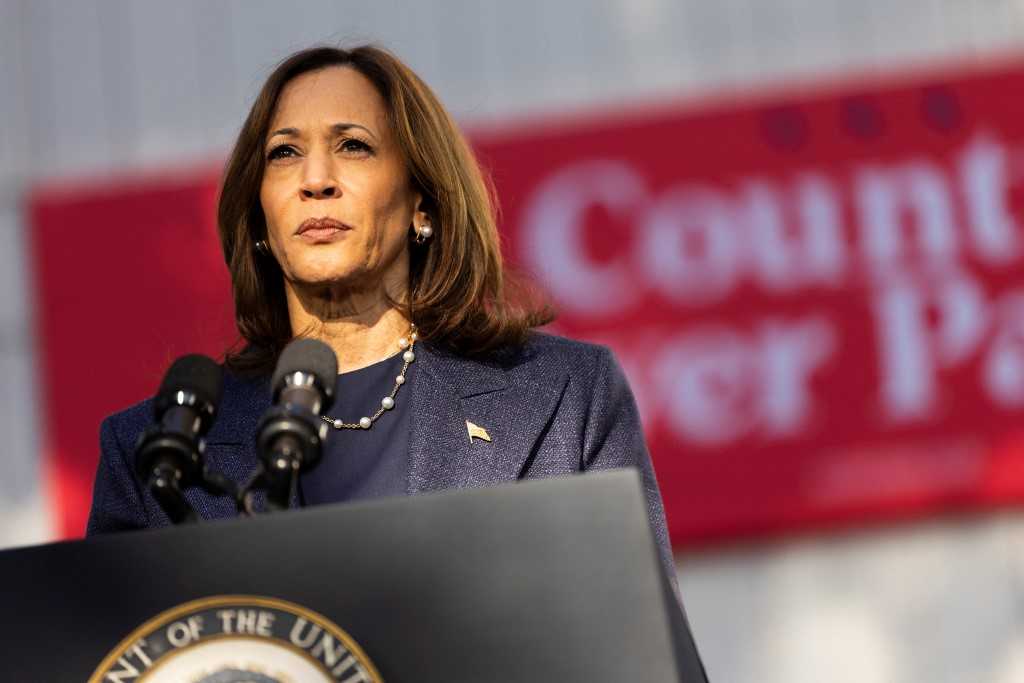 Momen Kamala Harris di Acara Kampanye di Washington Crossing Historic Park