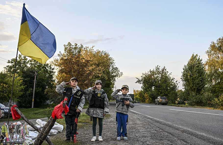 Moskwa Akui Kemenangan  Serangan Balik Kilat Kyiv