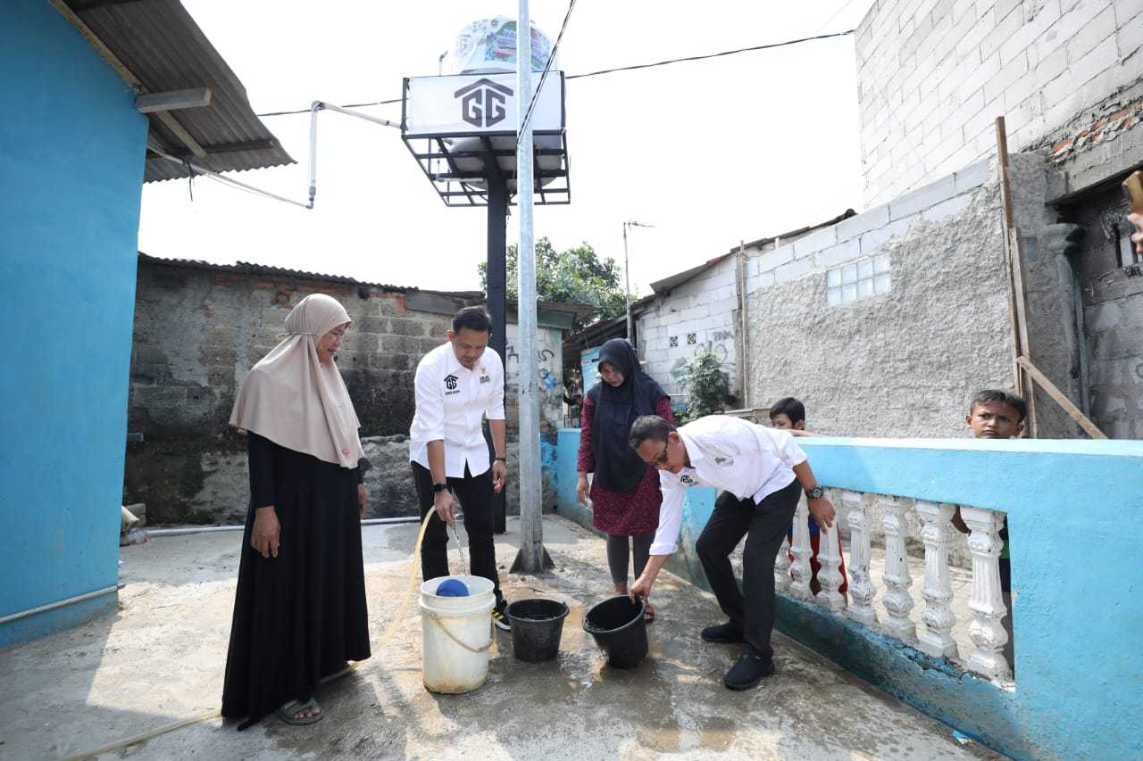 Mudahkan Warga Tangerang, Gardu Ganjar Banten Berikan Bantuan Sanitasi Air Bersih 1