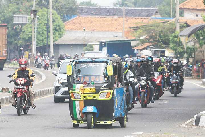 Mudik Naik Bajaj