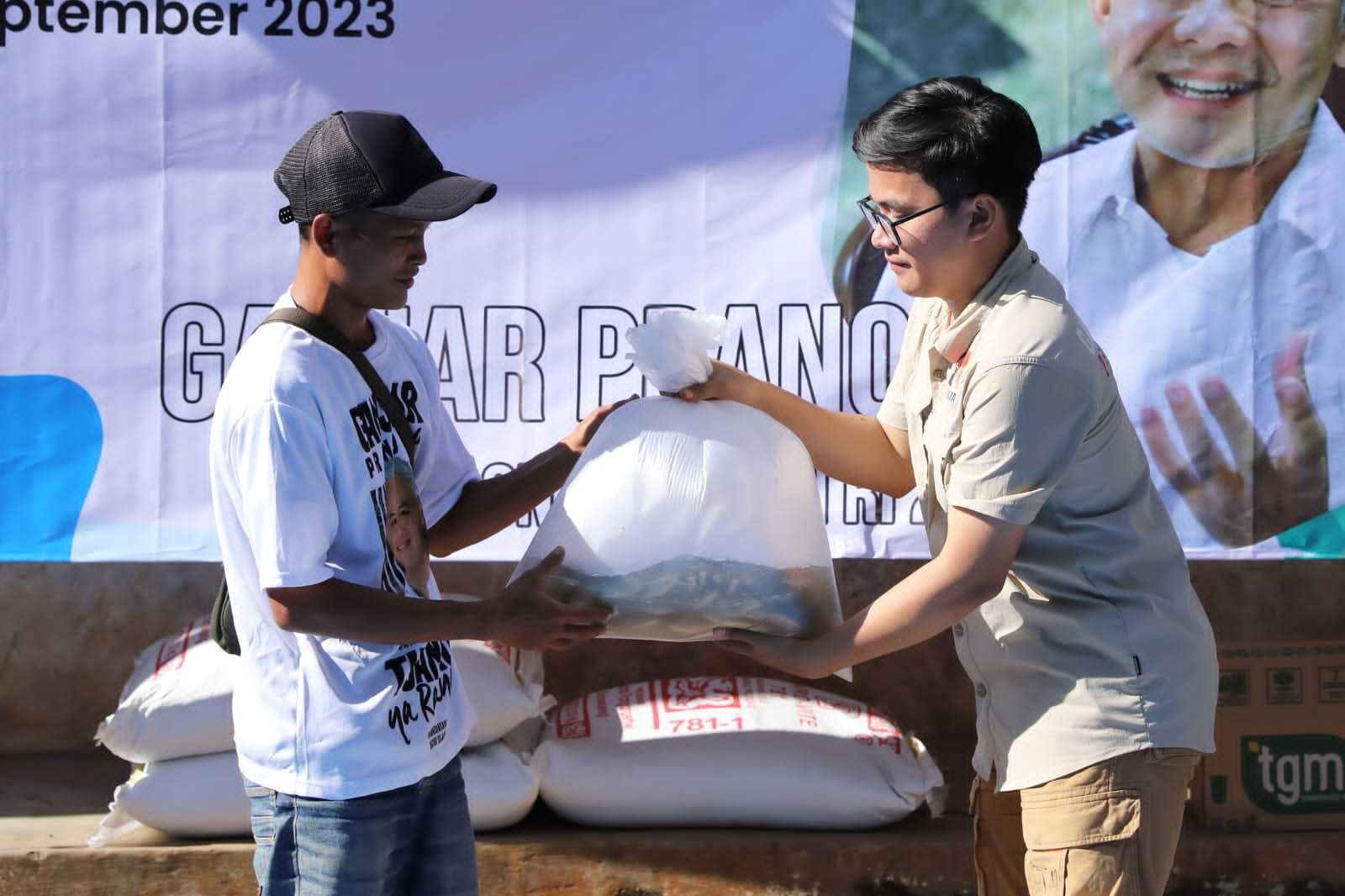 Musim Kemarau Ganjar Muda Padjajaran Beri Solusi ke Warga Cara Budi Daya Ikan 2