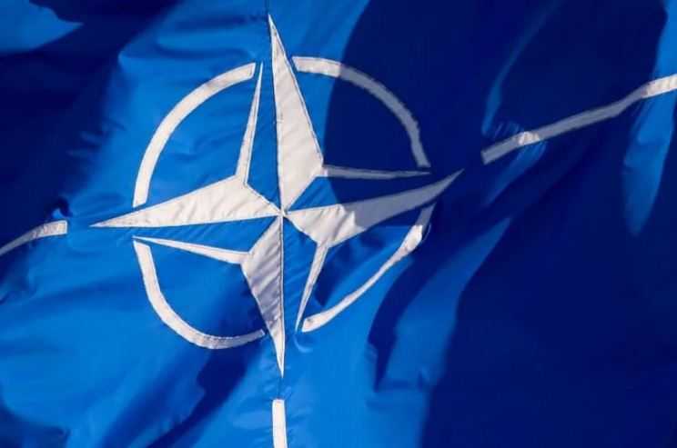 NATO Sebut Iran Bertanggung Jawab Hentikan Serangan Houthi