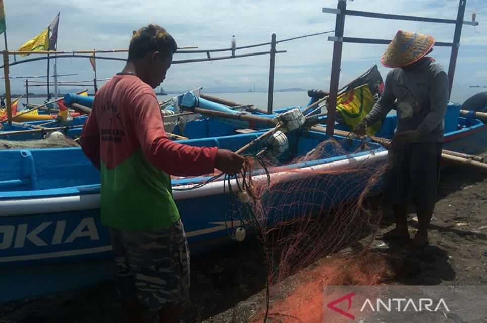 Nelayan di Laut Selatan Jabar-DIY Diminta Waspadai Gelombang Tinggi