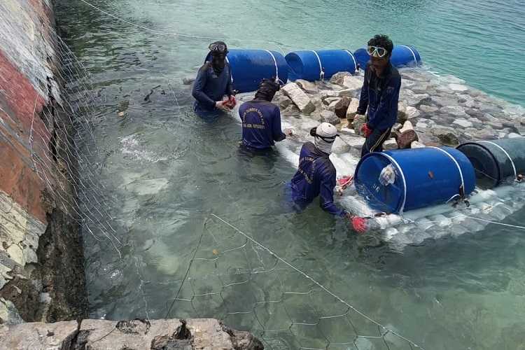 Nelayan Diminta Waspadai Gelombang Tinggi di Perairan Nias-Sibolga