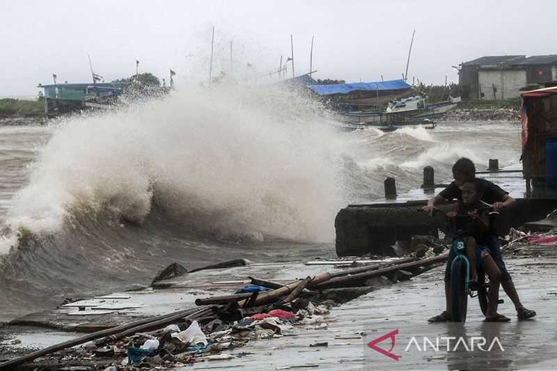 Nelayan Jangan Melaut, BMKG Sulut Terbitkan Peringatan Dini Gelombang Laut Empat Meter