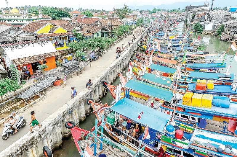 NELAYAN TIDAK MELAUT TERDAMPAK CUACA BURUK