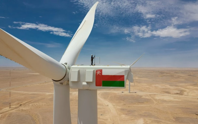 Oman Siap Tambah 4 GW Energi Terbarukan 2029 Mendatang