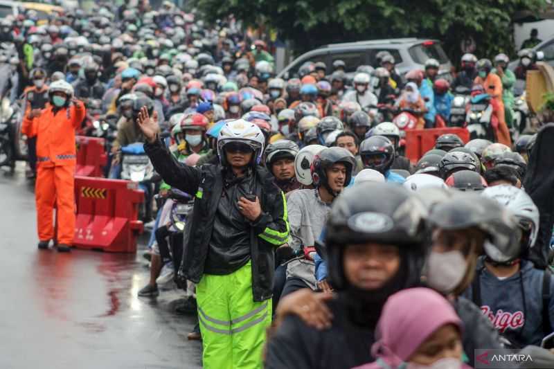 One Way Arah Puncak Dibuka, Kendaraan Langsung Serbu Kawasan Wisata Bogor