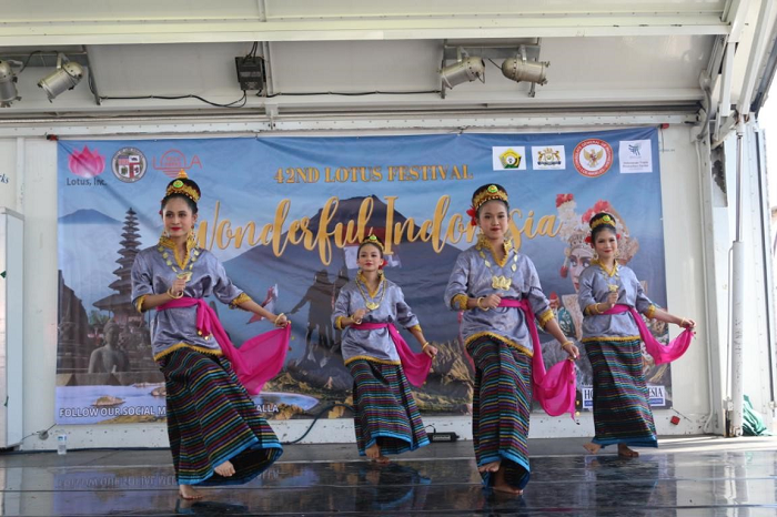 Pagelaran Budaya Lotus Festival ke-42 Hadirkan Indonesia Mini di Echo Park Lake, Los Angeles