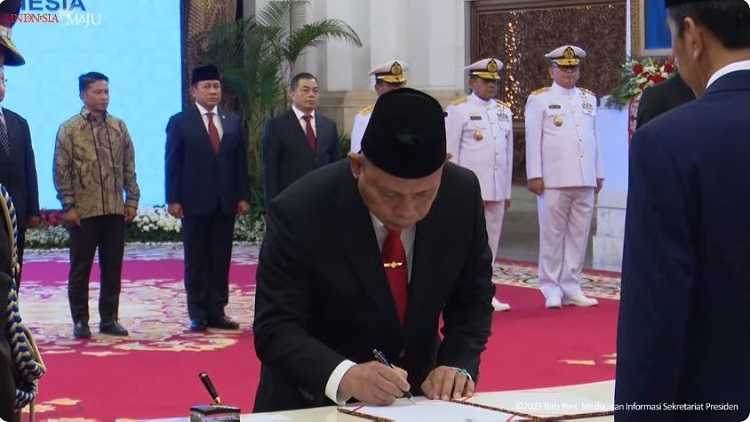 Panglima TNI Hadiri Pelantikan Kabakamla RI di Istana Negara