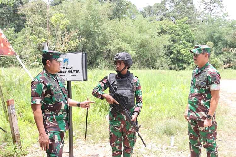 Panglima TNI Tinjau PLBN Jagoi Babang Bengkayang