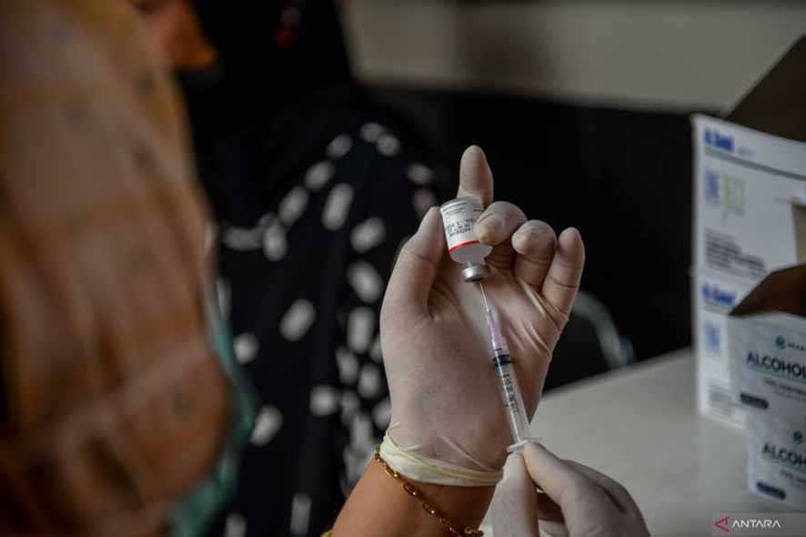 PAPDI Ingatkan Pentingnya Vaksinasi Cegah Komplikasi Akibat COVID-19