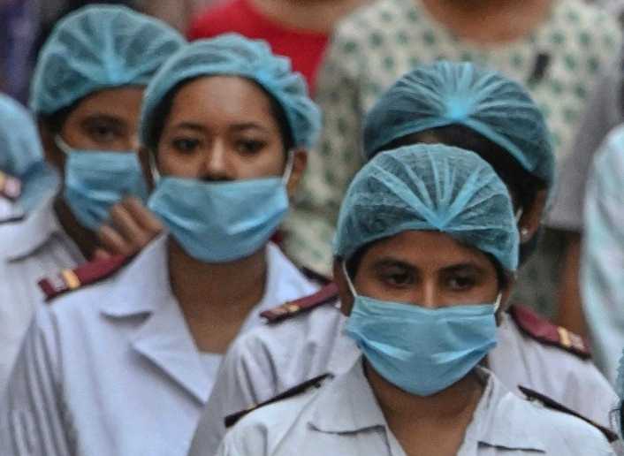 Paramedis India Serukan Mogok Nasional atas Pemerkosaan dan Pembunuhan Seorang Dokter