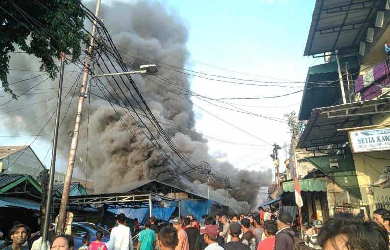 Pasar Kambing Tanah  Abang  Terbakar News on RCTI 