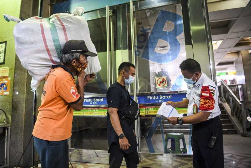 Pasar Tradisional Kembali Buka