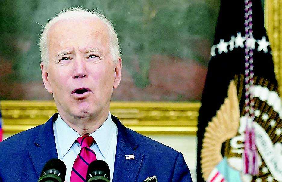 Pascapenembakan di Colorado, Biden Larang Kepemilikan Senjata Serbu