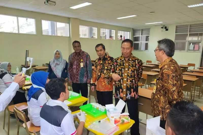 Pastikan Bebas Narkoba, 10.928 Mahasiswa Baru Unnes Dites Urine