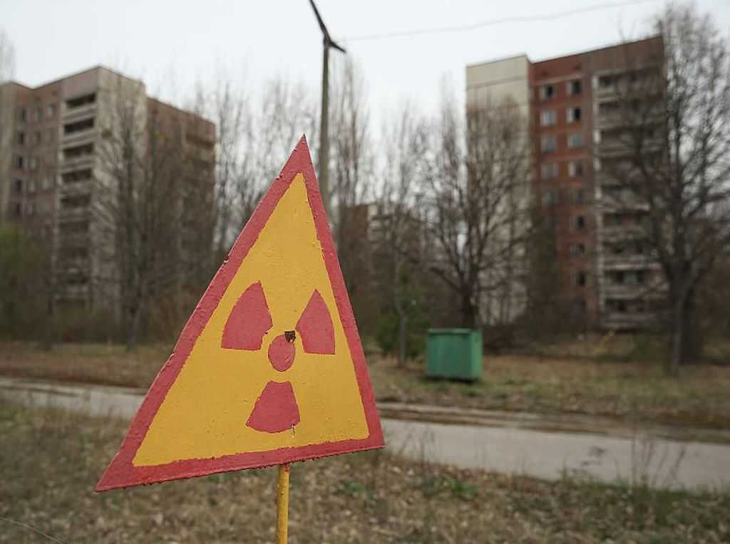 Pasukan Rusia Bersiap Bekerja dengan Kontaminasi Radioaktif