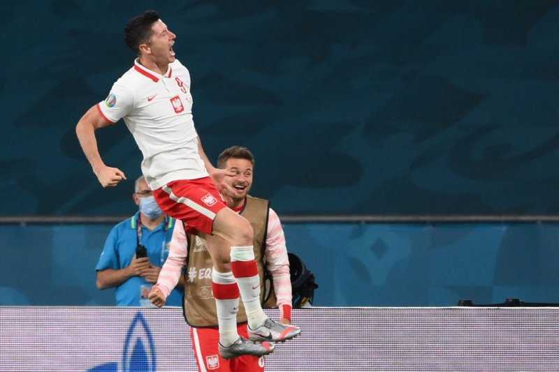 Paulo Sousa : Laga Kontra Swedia bak Final Bagi Polandia