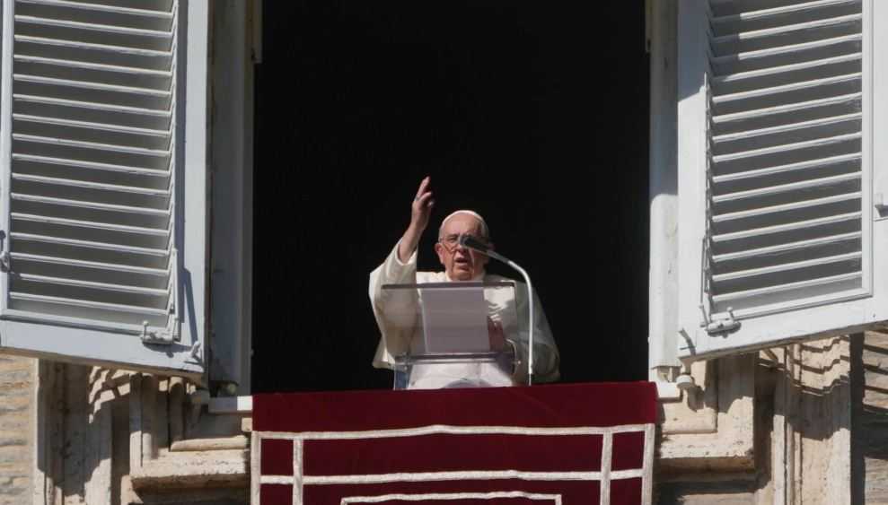 Paus Doakan Korban Ledakan Bom di Somalia dan Insiden Halloween di Seoul
